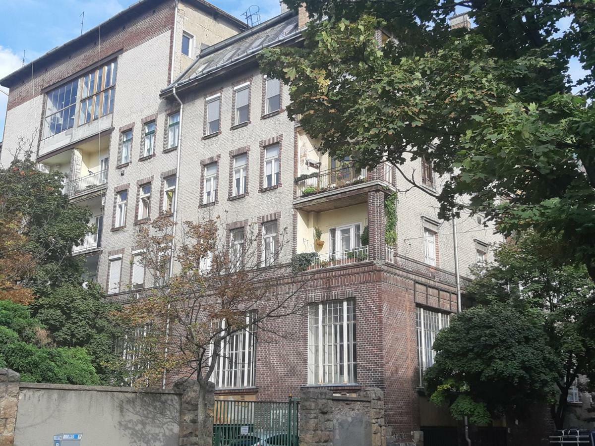 2 Bedroom Apartment Near Heroes Square Budapest Exterior foto