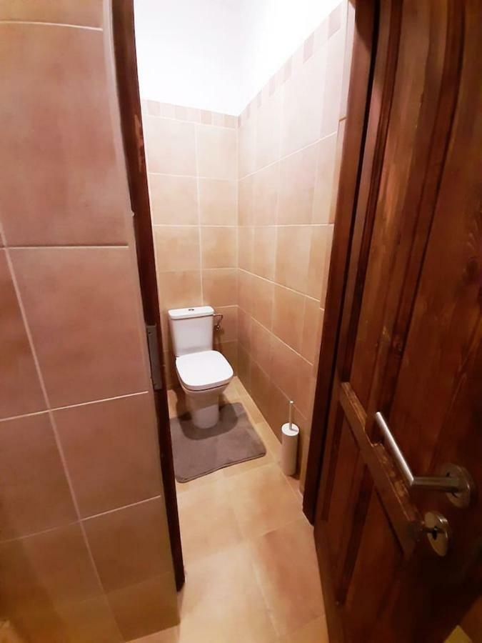 2 Bedroom Apartment Near Heroes Square Budapest Exterior foto