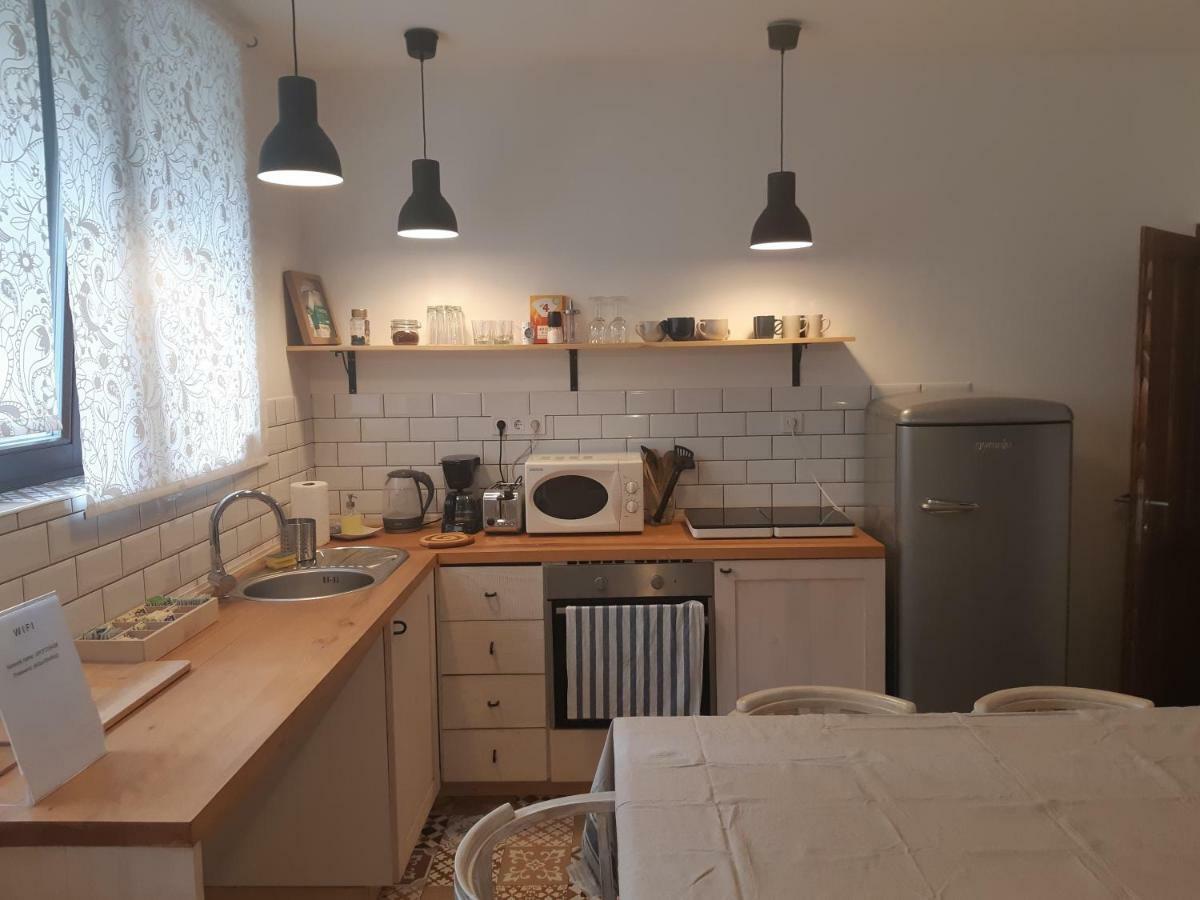 2 Bedroom Apartment Near Heroes Square Budapest Exterior foto